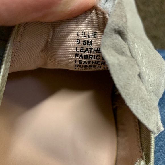 ♠️Kate Spade Lilly suede light gray slip-ons♠️ - Picture 6 of 7